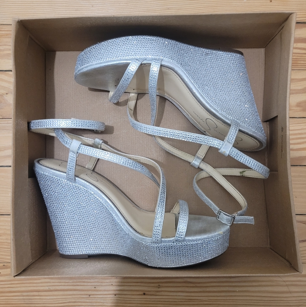 Jessica Simpson Tadria